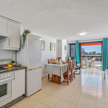 Santiago * Costa Adeje