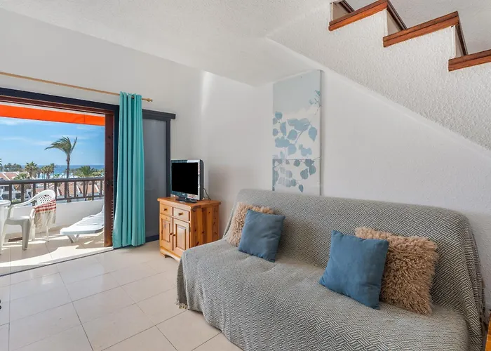 Santiago * أذيخي